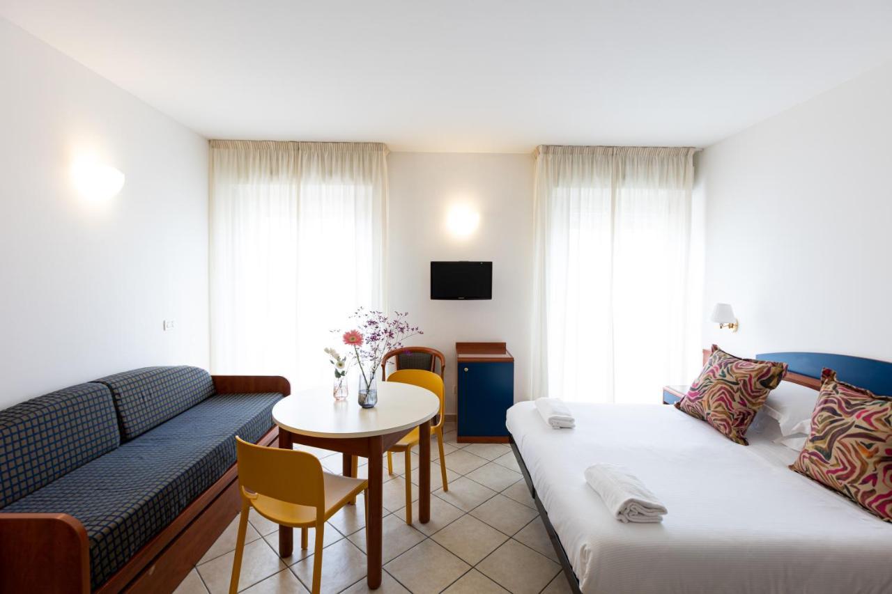 Residence Mimosa Rimini Exterior photo