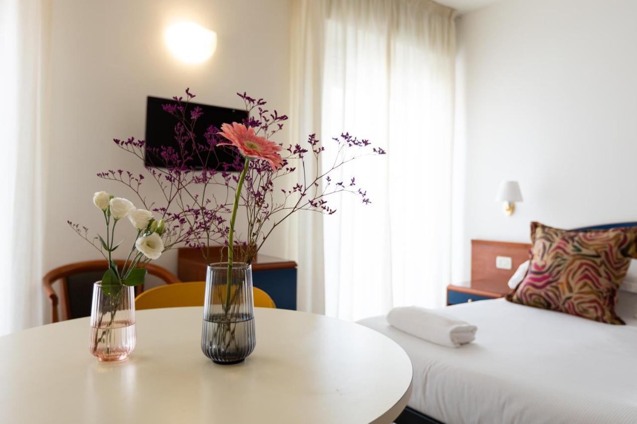 Residence Mimosa Rimini Exterior photo